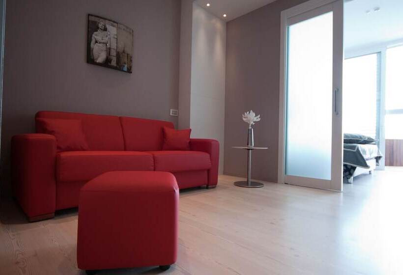 סוויטה, Villaggio La Pescaccia