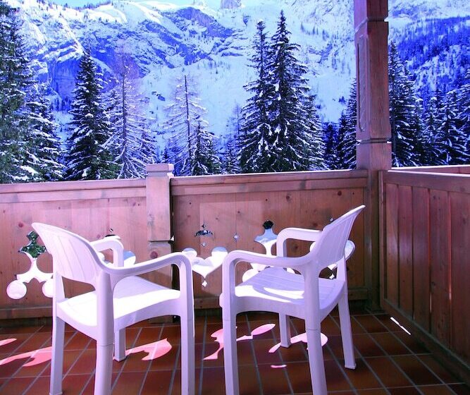 クラシックルーム, Villetta Maria Cottage