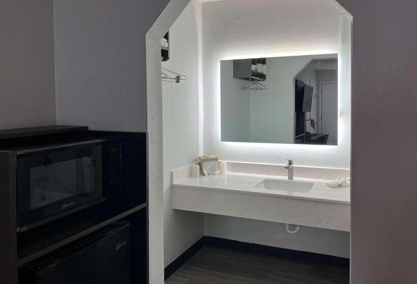 四人豪华间, Motel 6 Lafayette, In