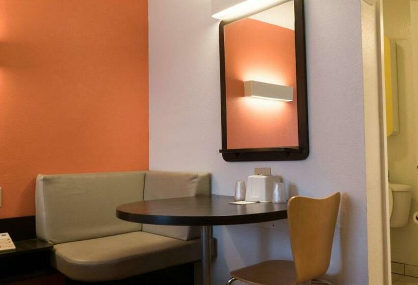 غرفة قياسية رباعية, Motel 6 Lafayette, In