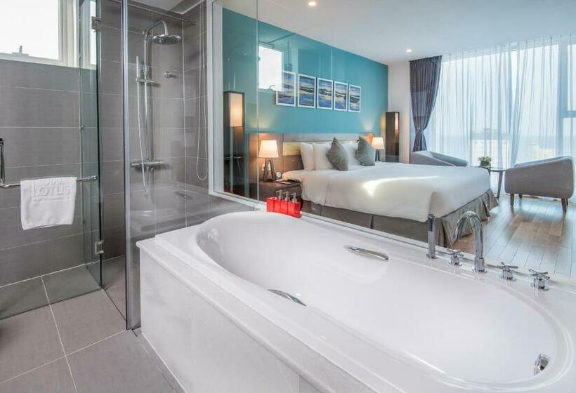 سوییت, Royal Lotus Hotel Danang