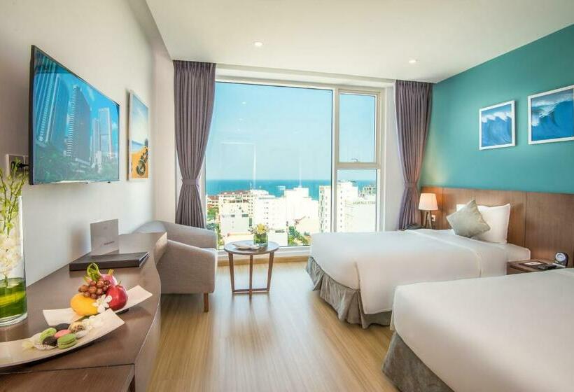 اتاق لوکس با چشمانداز دریا, Royal Lotus Hotel Danang