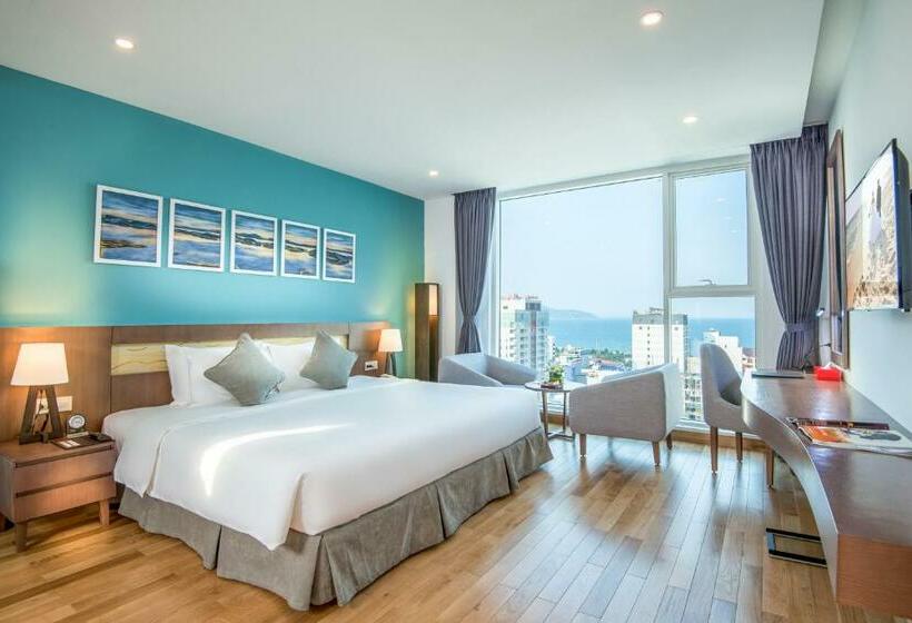 سوییت, Royal Lotus Hotel Danang