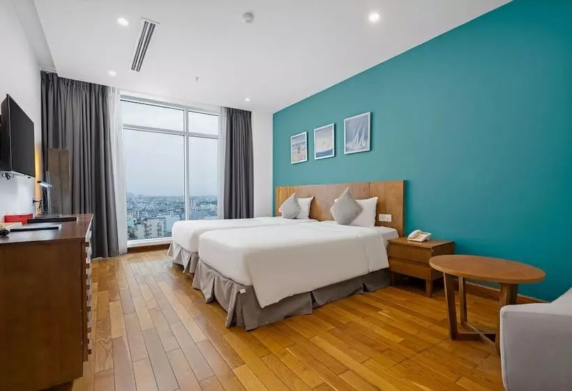 اتاق لوکس با چشم‌انداز دریا, Royal Lotus Hotel Danang