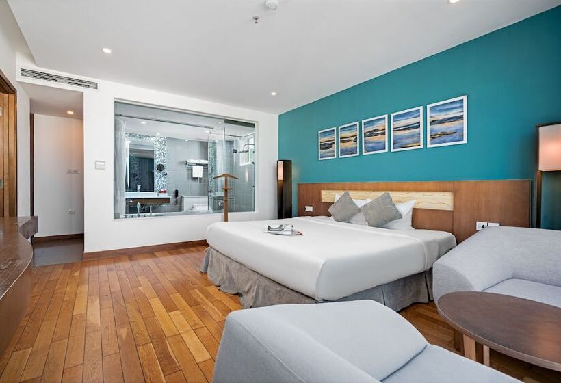 سوییت, Royal Lotus Hotel Danang