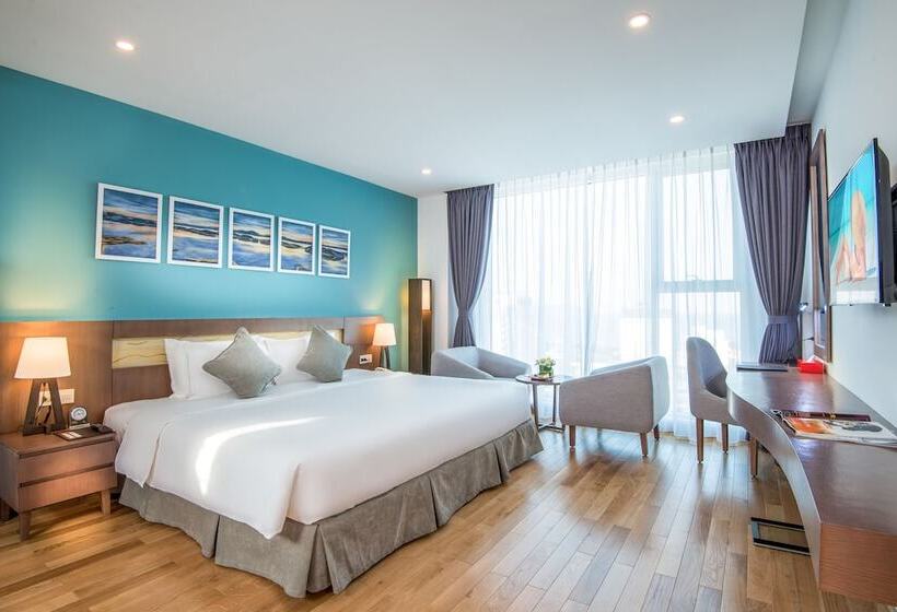 سوییت اجرایی, Royal Lotus Hotel Danang