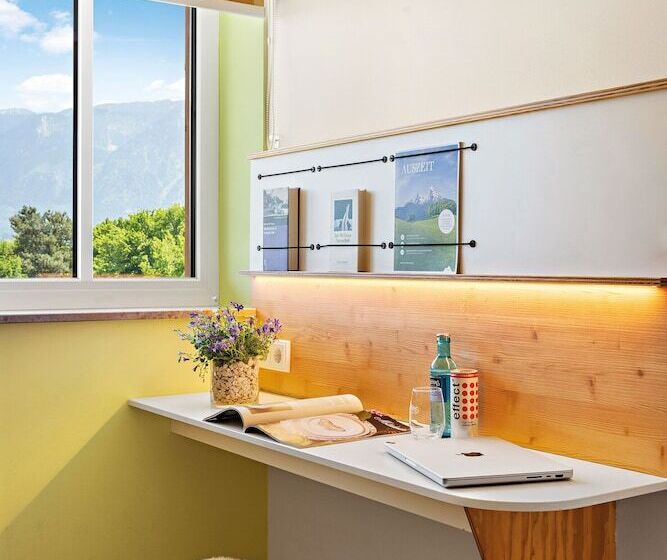 غرفة قياسية ثلاثية, Hey Lou Hotel Piding