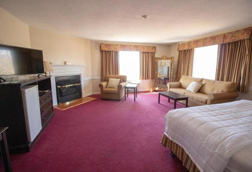 جناح إدارى, The Lucerne Inn