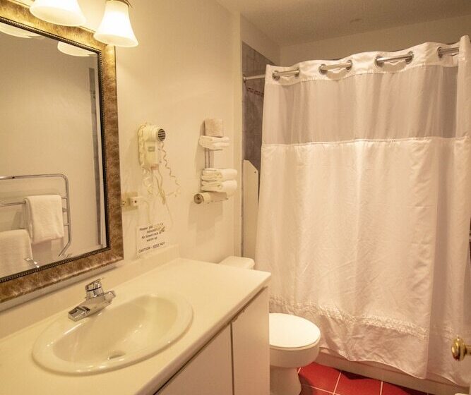 غرفة قياسية, The Lucerne Inn