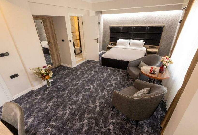 חדר סטנדרט לשלושה, Comfort House