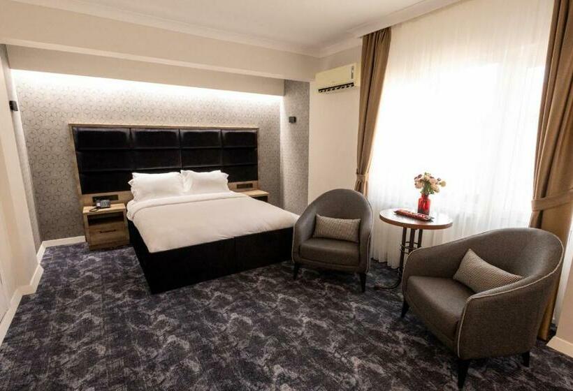 חדר סטנדרט לשלושה, Comfort House