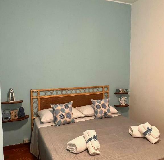 اتاق استاندارد سه نفره, Celeste Rooms