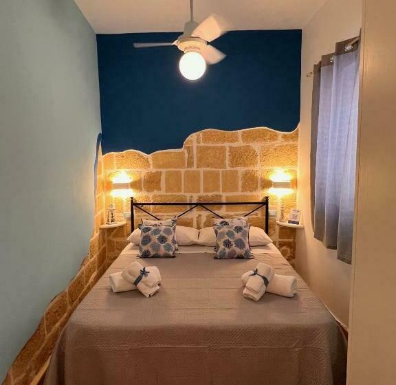 اتاق استاندارد سه نفره, Celeste Rooms