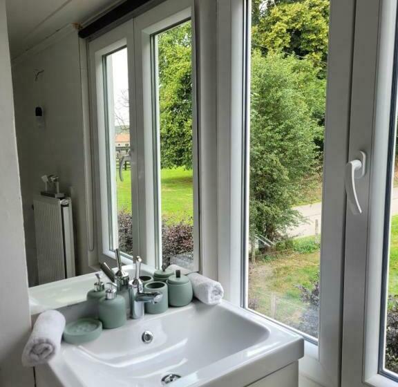 标准间, La Maison Des Roses