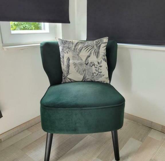 标准间, La Maison Des Roses