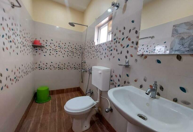 חדר סטנדרט, Sweet Dream Beach Resort !! 50 Mts From Beach ! Peaceful Room With Garden View Free Parking !!