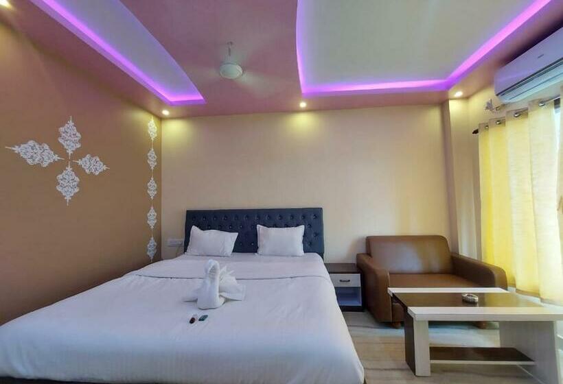 חדר סטנדרט, Sweet Dream Beach Resort !! 50 Mts From Beach ! Peaceful Room With Garden View Free Parking !!