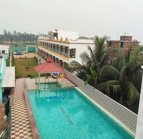 Superior Kolmen Hengen Huone Merinäkymä, Sweet Dream Beach Resort !! 50 Mts From Beach ! Peaceful Room With Garden View Free Parking !!