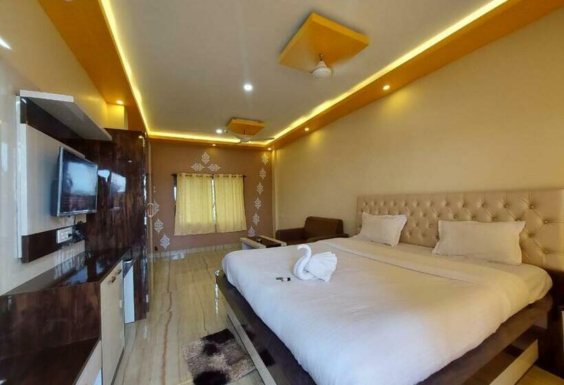 Трехместный Superior Вид на Море, Sweet Dream Beach Resort !! 50 Mts From Beach ! Peaceful Room With Garden View Free Parking !!