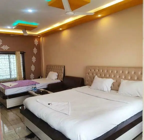 Superior Kolmen Hengen Huone Merinäkymä, Sweet Dream Beach Resort !! 50 Mts From Beach ! Peaceful Room With Garden View Free Parking !!