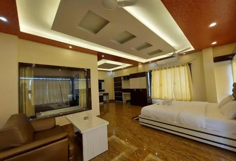 Juniorsviitti Puutarhanäkymä, Sweet Dream Beach Resort !! 50 Mts From Beach ! Peaceful Room With Garden View Free Parking !!