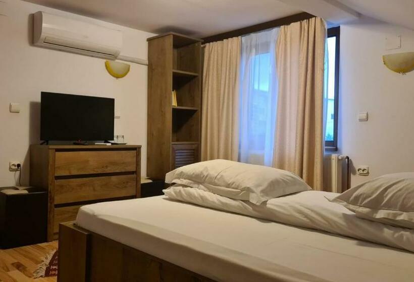 Семейный Номер, Hanul Ancutei