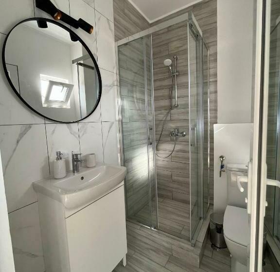 标准间, Maison 25