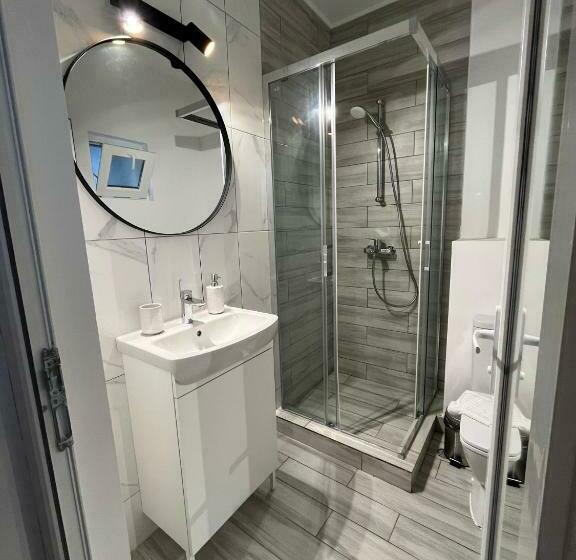 标准间, Maison 25