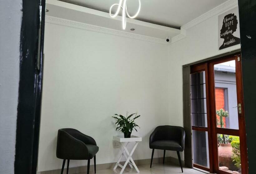 Семейный Номер, Maison Akiba