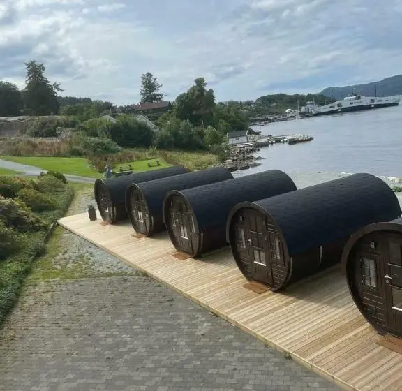 キングサイズベッドのスタンダードルーム, Sleeping Barrel Lodge Smaken Av Ryfylke Event As, Drives Ikke Som Hotell