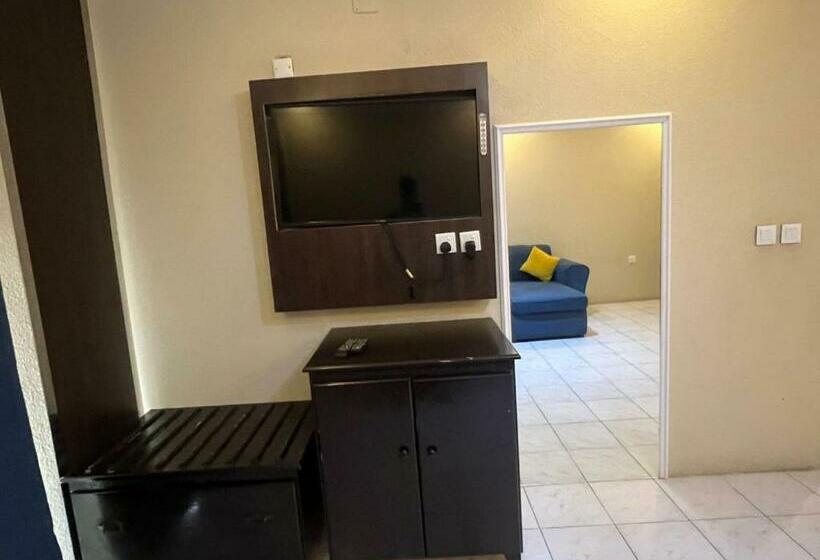 带阳台套房, فندق نسيم أبها