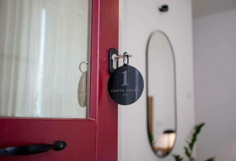 חדר סטנדרט, Corte Arneo 1939