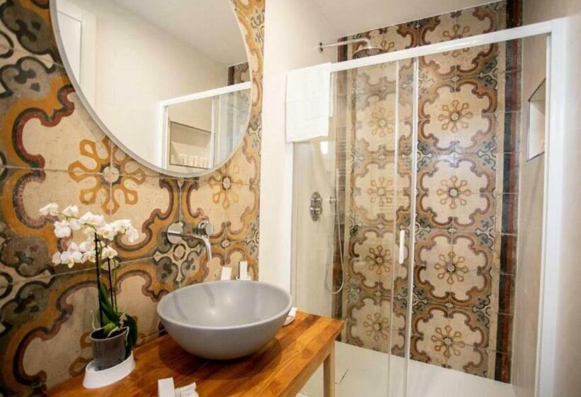 חדר סטנדרט, Corte Arneo 1939