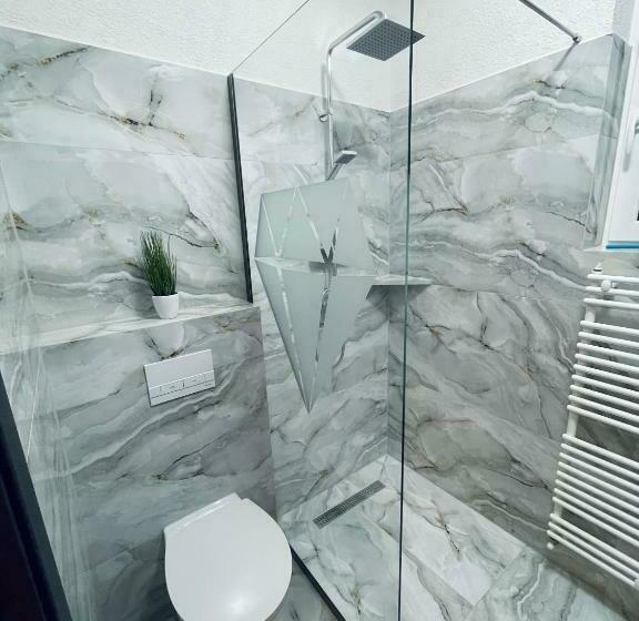 اتاق لوکس خانوادگی, Vila Diamond Lux&spa