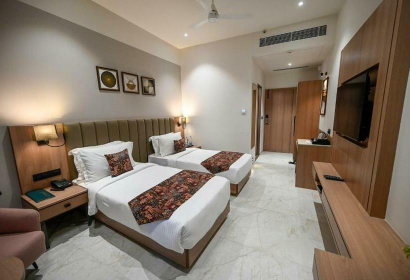 غرفة قياسية, Kings Kraft The Park Executive