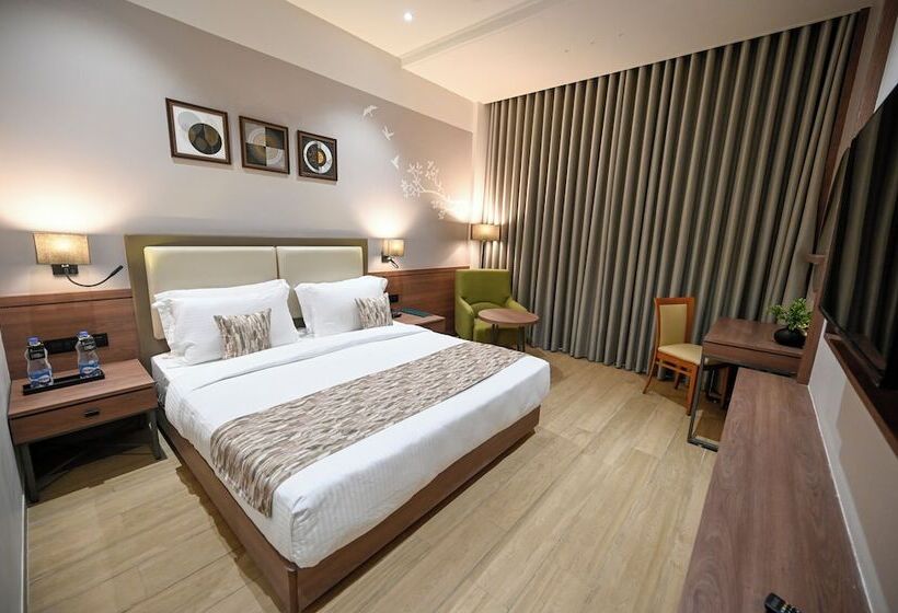 غرفة قياسية, Kings Kraft The Park Executive