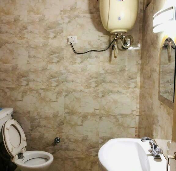 اتاق لوکس, Yatrika