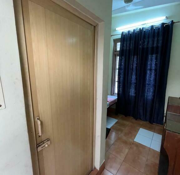 غرفة إقتصادية, Ysm Grand