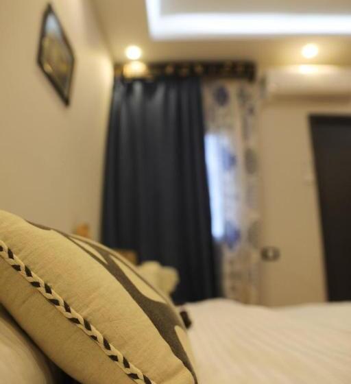 اتاق اکونومی یک تخته, King Tout Hotel Pyramids View