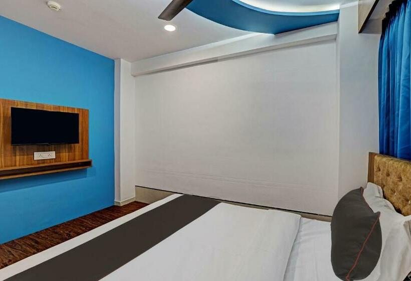 トリプルクラシックルーム, Collection O Hotel Swarg