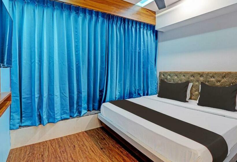 トリプルクラシックルーム, Collection O Hotel Swarg