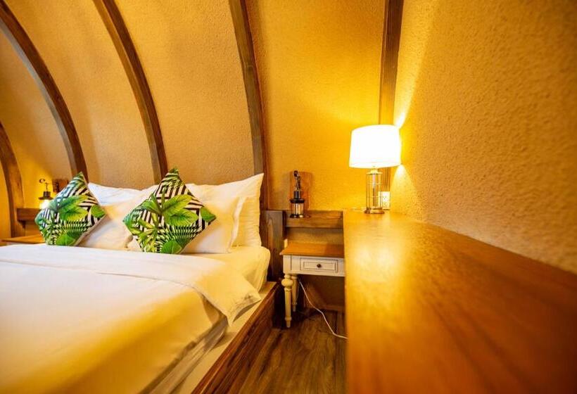 غرفة قياسية, Damnernpawa