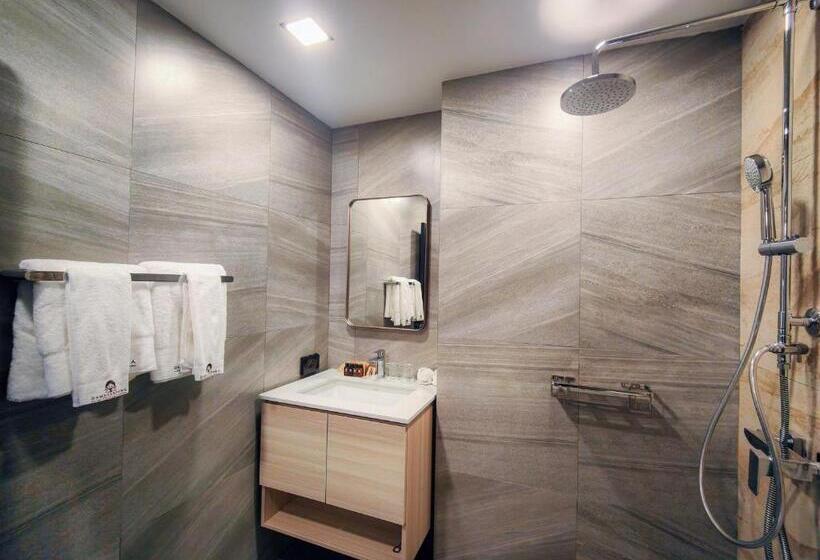 غرفة قياسية متصلة, Damnernpawa