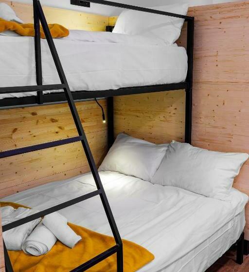 اتاق خانوادگی, Hydeout Bakuriani