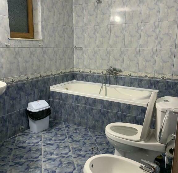 اتاق کلاسیک چهارنفره, Vila Eljus