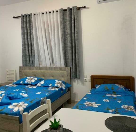 اتاق کلاسیک چهارنفره, Vila Eljus