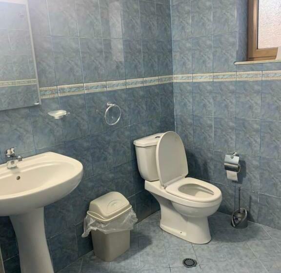 اتاق کلاسیک چهارنفره, Vila Eljus