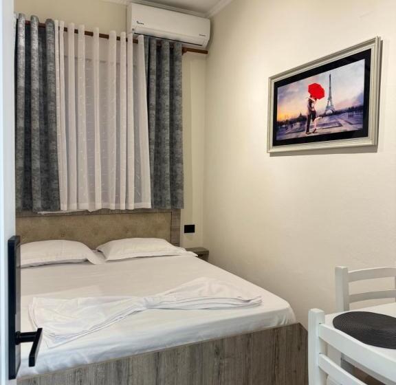 اتاق اکونومی, Vila Eljus