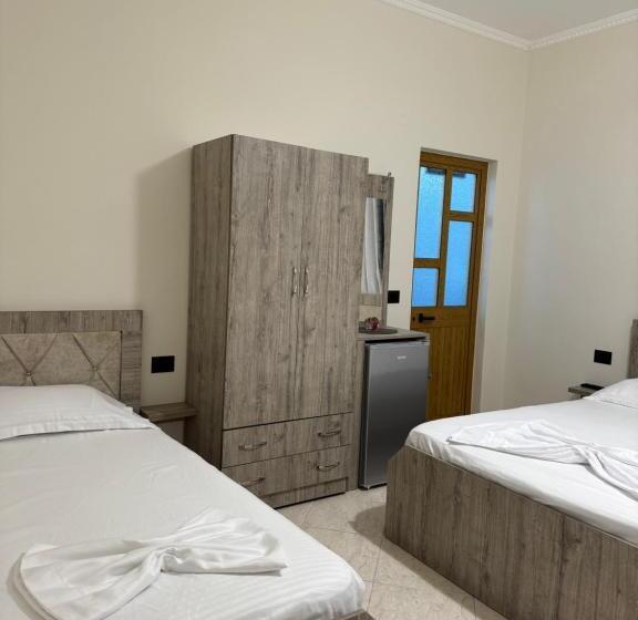 اتاق کلاسیک چهارنفره, Vila Eljus