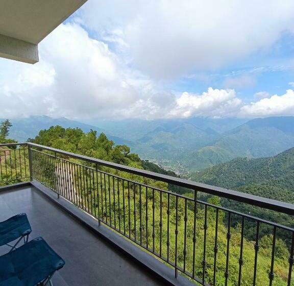 キングサイズベッドのスーペリアルーム, Windmill Inn